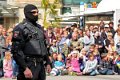 Polizeishow   064